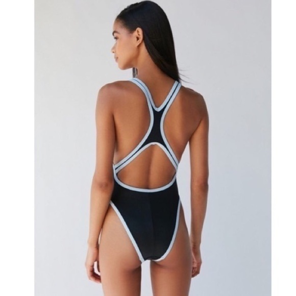 Urban Outfitters Out From Under Westport Sporty Swimsuit - Picture 4 of 9